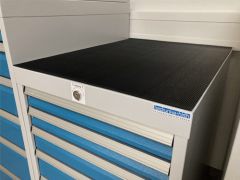 Riffelgummimatte in den Abrollrand Breite T500-6, BxT 680 x 500mm